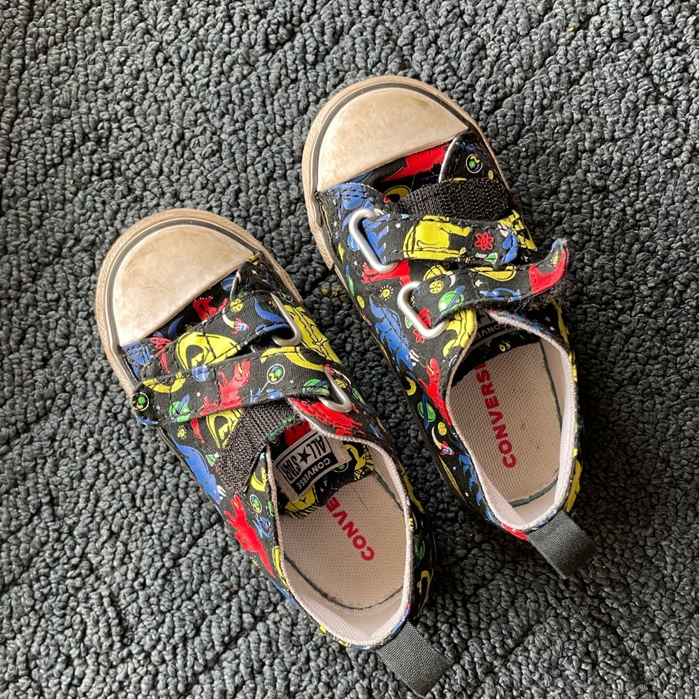 Dinosaur Chuck Taylors